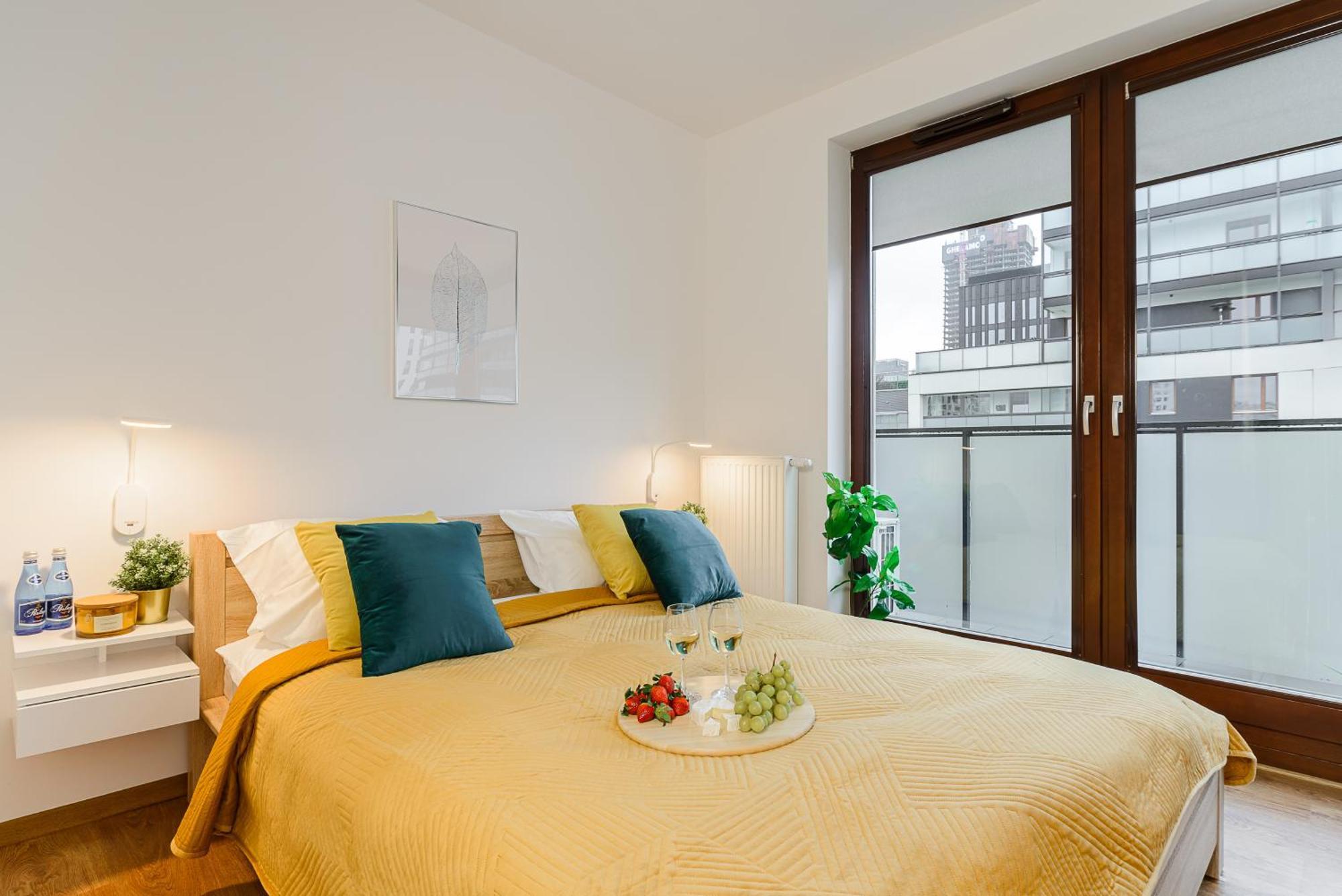 Luxury Apartments Mennica Residence With Parking Warsaw Ngoại thất bức ảnh